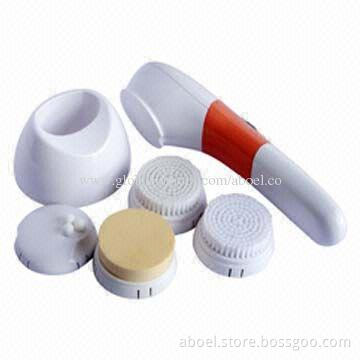 Silicone Facial Brush with Customized Package, Water-resistant for Bathroom Use